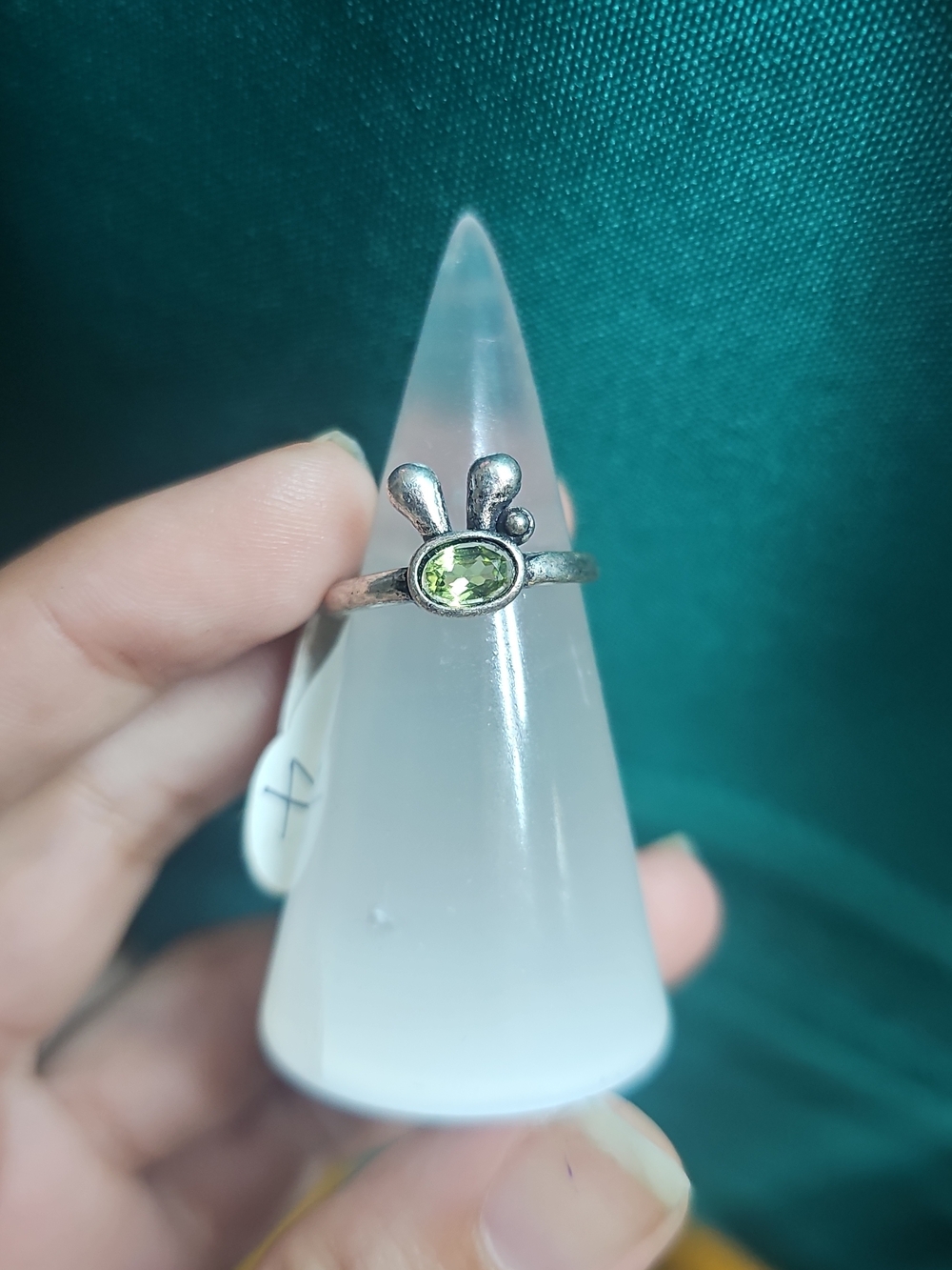 Peridot Adjustable Ring Alloy